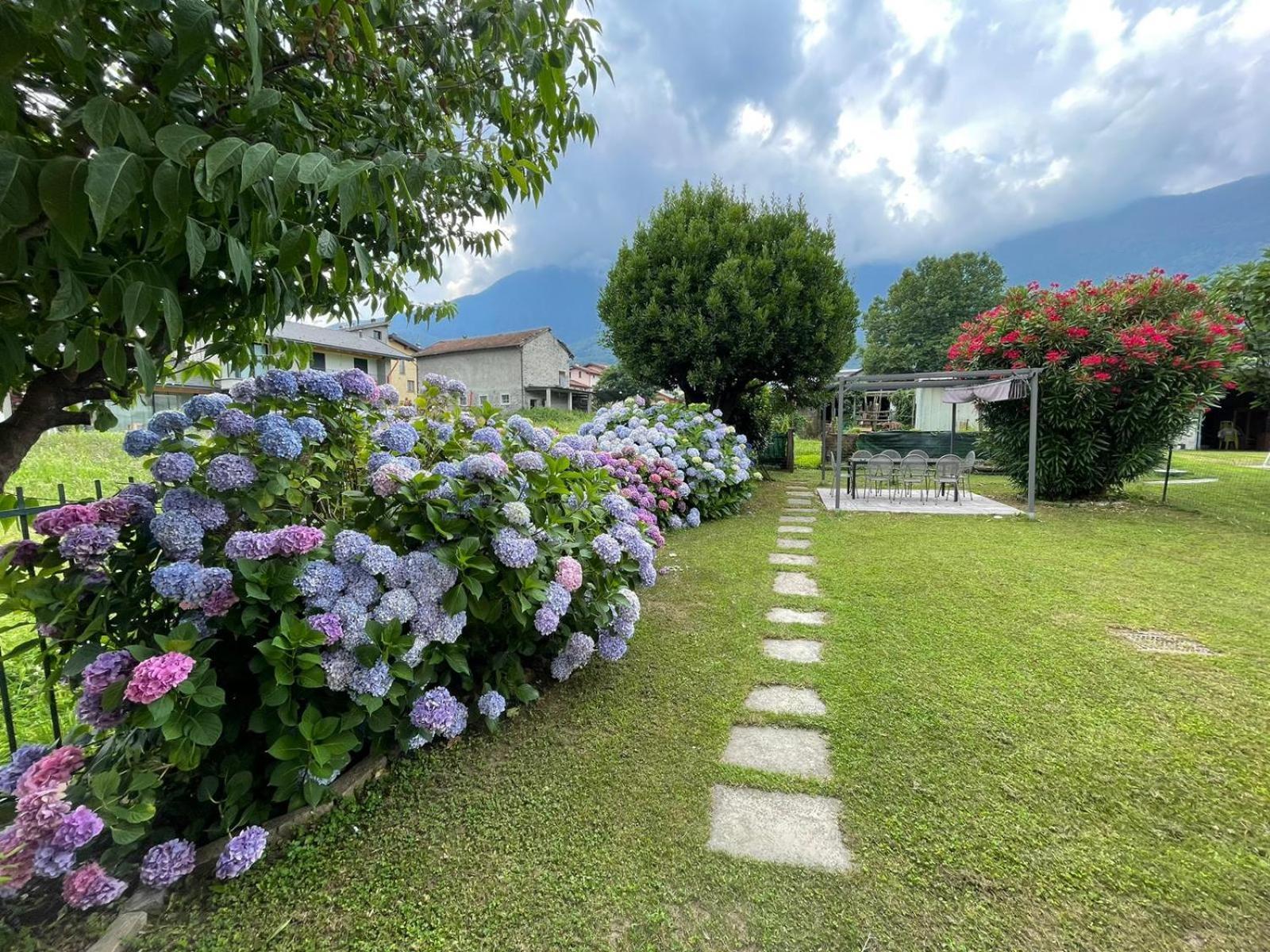 Como Lake Holiday Home Colico Esterno foto